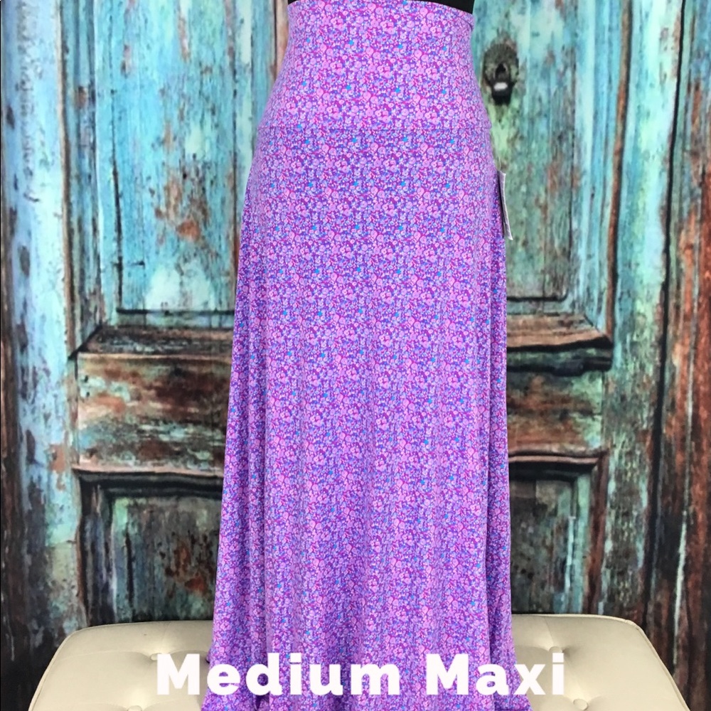 Medium LuLaRoe Maxi Skirt NWT